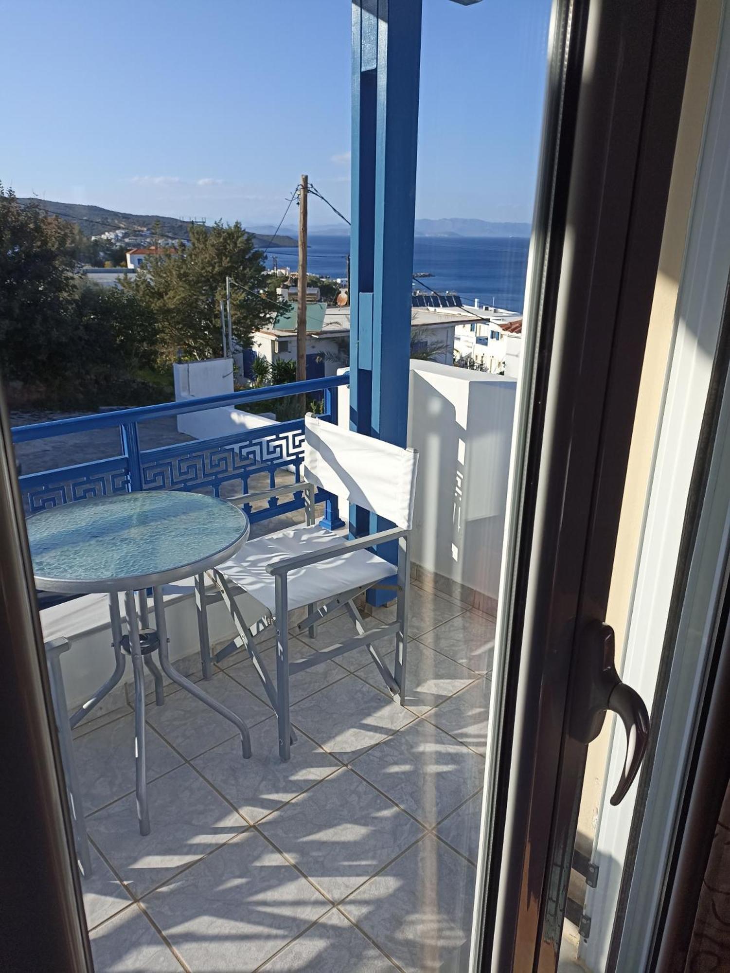 Appartement Απεραντο Γαλαζιο à Agia Pelagia  Extérieur photo