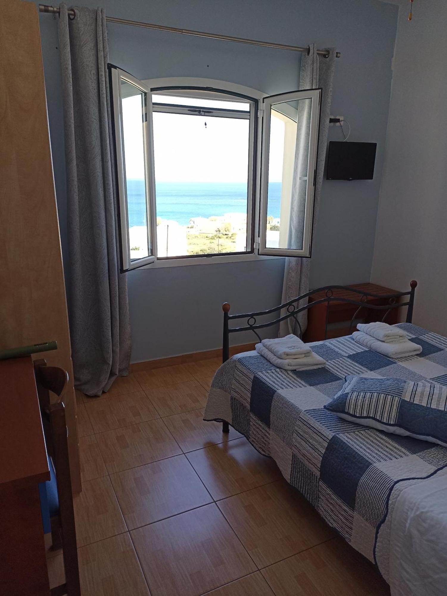 Appartement Απεραντο Γαλαζιο à Agia Pelagia  Extérieur photo