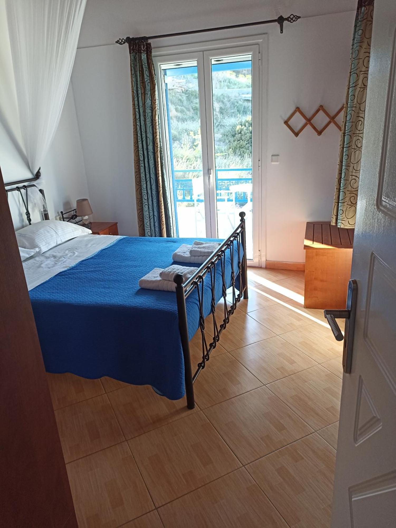 Appartement Απεραντο Γαλαζιο à Agia Pelagia  Extérieur photo