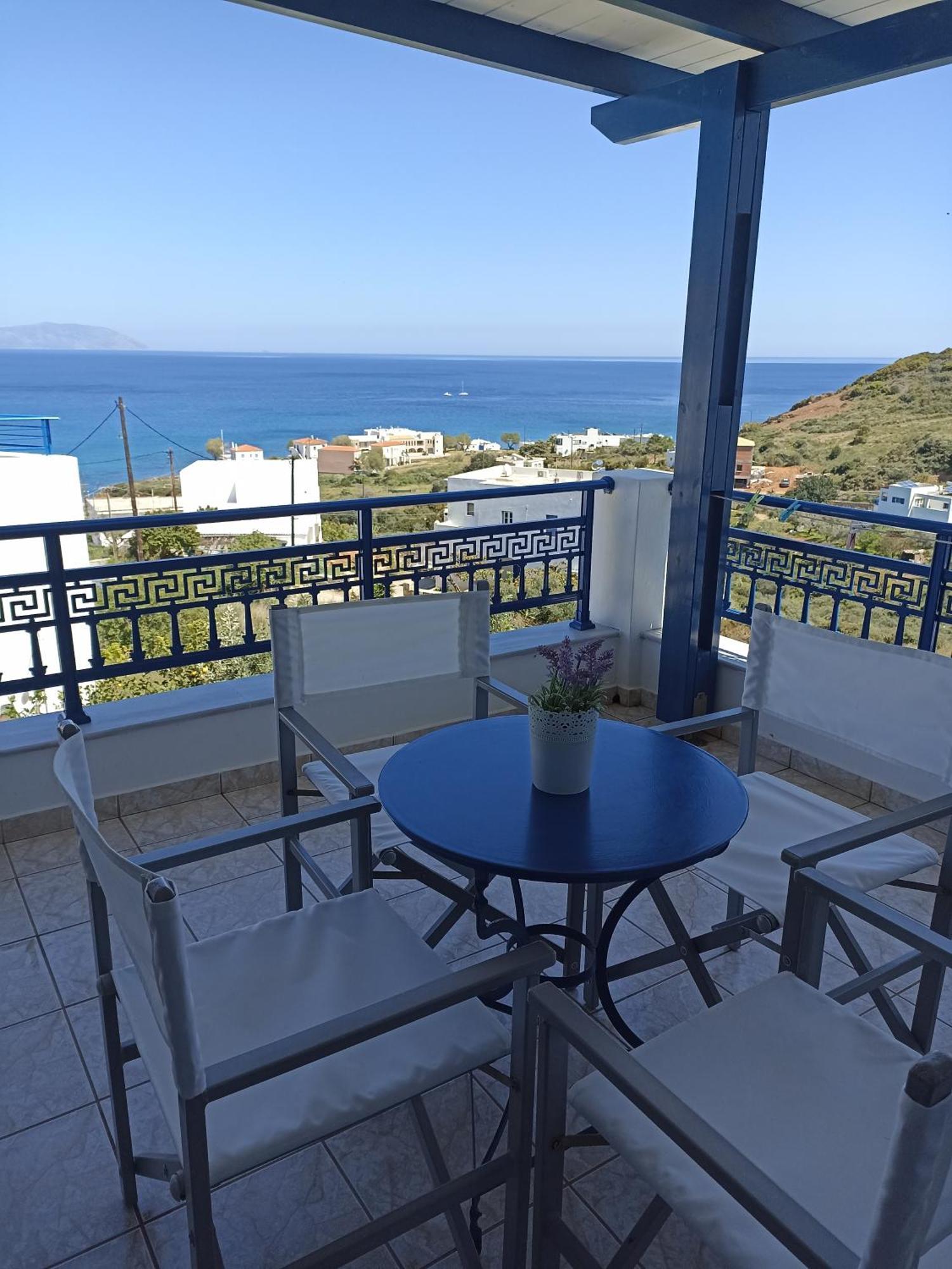 Appartement Απεραντο Γαλαζιο à Agia Pelagia  Extérieur photo