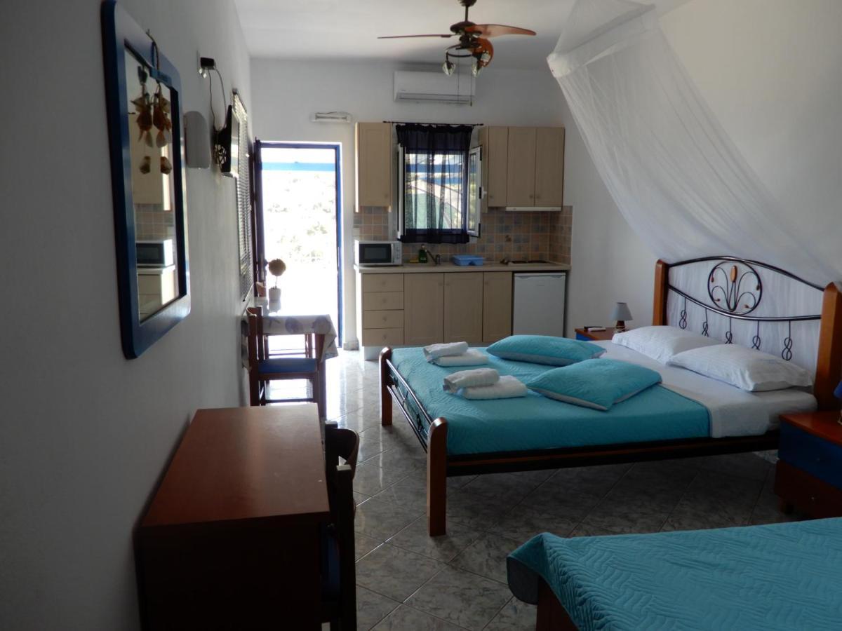 Appartement Απεραντο Γαλαζιο à Agia Pelagia  Extérieur photo